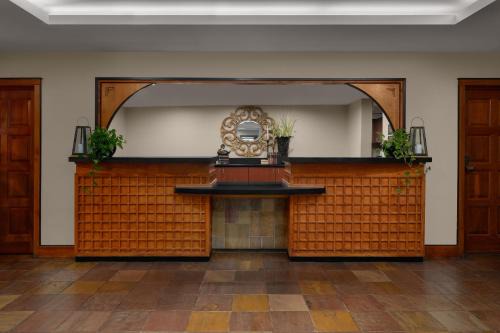 Larkspur Landing Extended Stay Suites South San Francisco