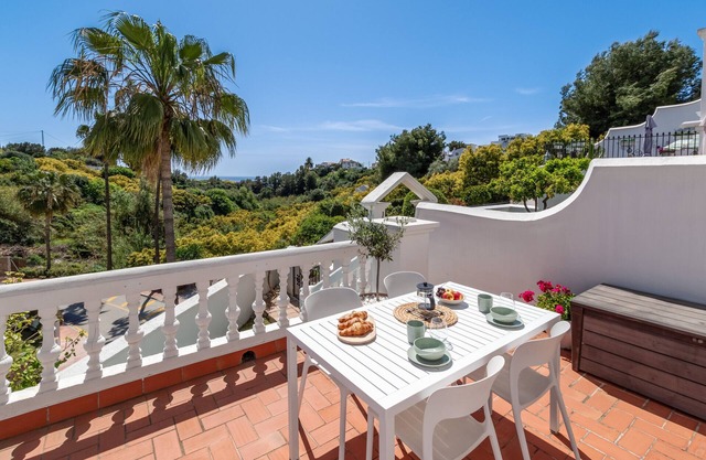 Las Palmas 2A - El Oasis de Capistrano!