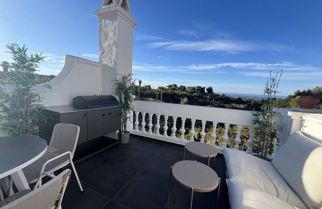 Las Palmas 8 - El Oasis de Capistrano!