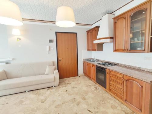 LCC - Centralissimo - 100 mt da Piazza Mazzini - 50 mt dal mare - Immobil Relax