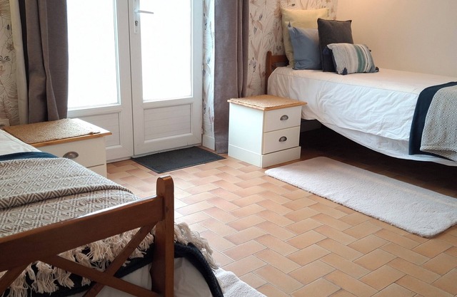 Le Black Dog Bedroom 4