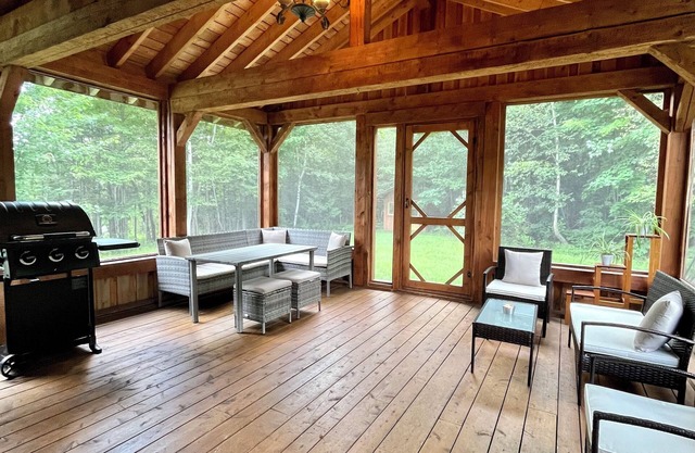 Le 1717-Lakeside cottage-Heart of the Laurentians