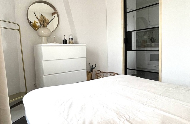 Le Cozy Perché 20 minutes from the Stade de France apartment, 4th floor
