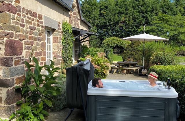 Le Giré cottage with private spa 10 minutes from the sea
