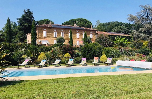 Le Pré du Roy, 4 star-rating, amazing, 40 min from Toulouse (11-12 people)