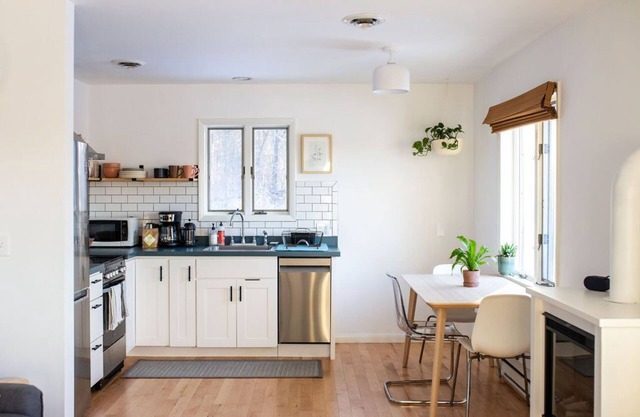 Le Soleil Suite - Fire pit, Views 10 min. from Hudson