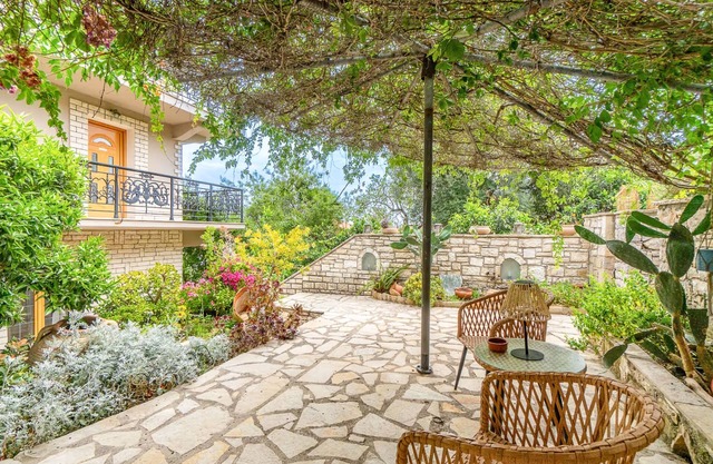 Lefkas Apt in Gaios with 1 bedrooms and 1 bathrooms