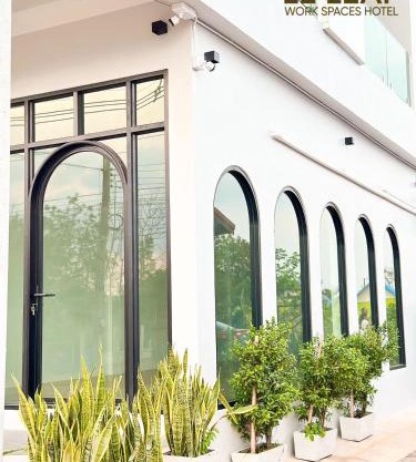 Leleaf Work Spaces Hotel - เลอลีฟ เวิร์คสเปซ โฮเทล