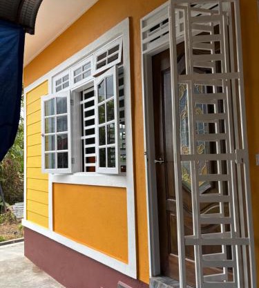 Lemonade Roomstay Kampung Kolam