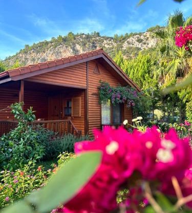 Leontopolis Apart Otel