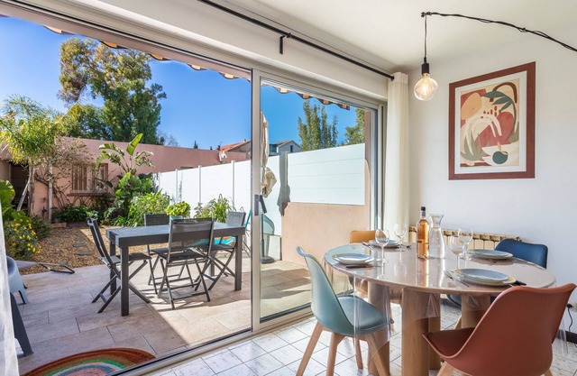 Les Iris by Interhome