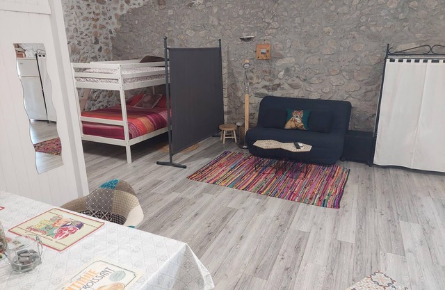 Les Maisons de Gaïa: Renovated barn