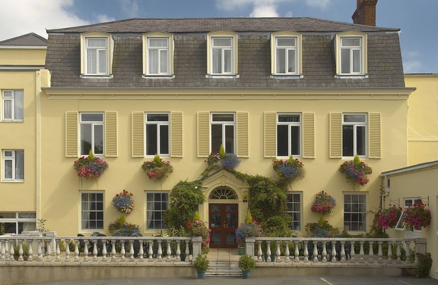 Les Rocquettes Hotel