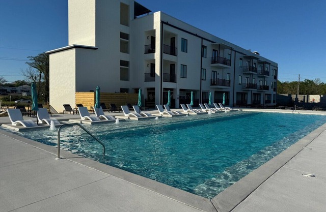 Let's Go Swimming! 1Bedroom Private Condo!