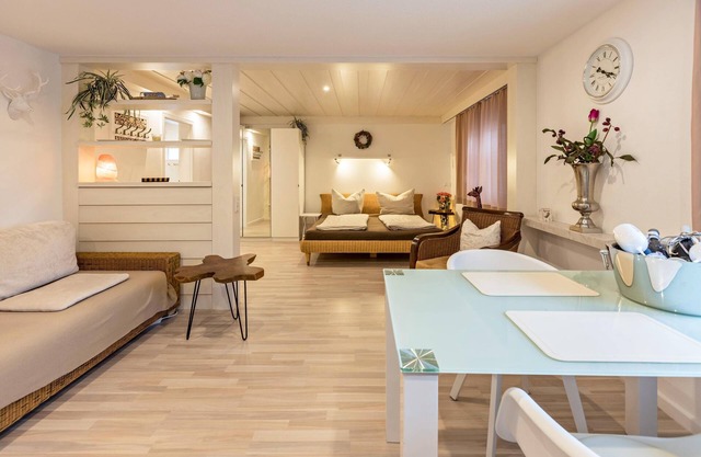 Light-flooded holiday apartment "Haus Behr am See Nr. 2" with WiFi