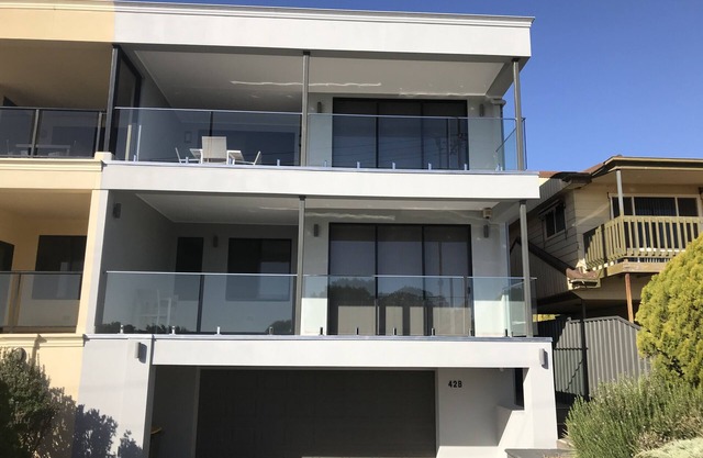 Lighthouse Port Hughes - Pet Friendly Beachfront Accommodation