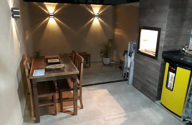 Linda casa em Condomínio no Sahy