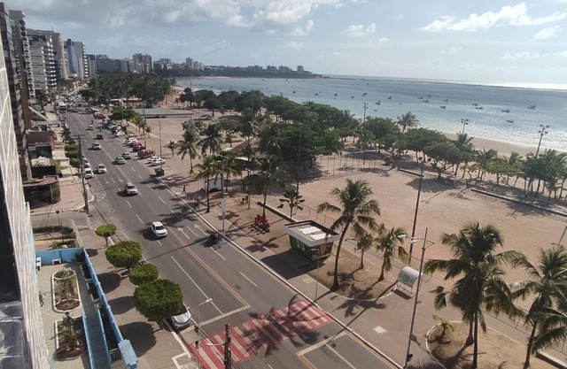 LINDA VISTA, DE FRENTE PARA a PRAIA