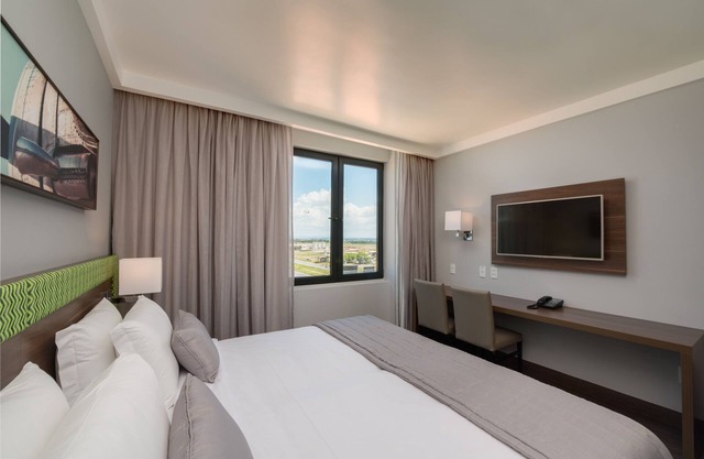 Linx Confins by Wish