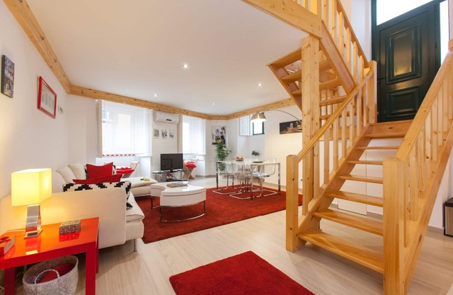 LISBON CITY CENTER (Stay at the historical city center of Lisbon)