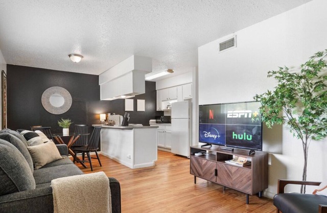 Live Like a Local | Private Apt w/ King Bed + Pool