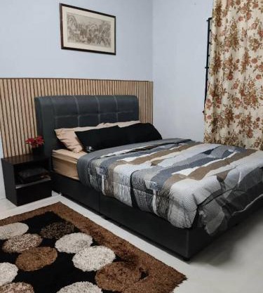 Lj HOMESTAY PANTAI PENARIK