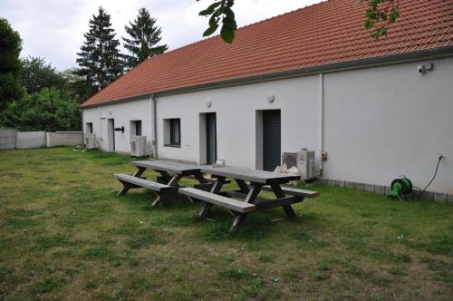Location d appartements EasyLodges à La Ferté-sous-Jouarre proche gare Séjour tout confort