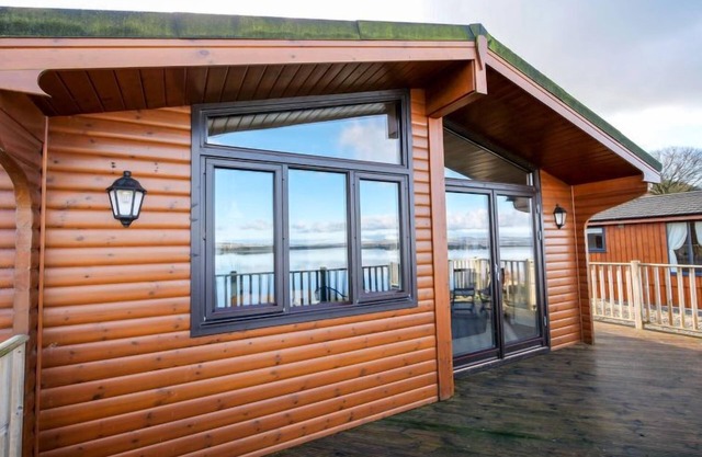 Loch Leven Lodge by Interhome