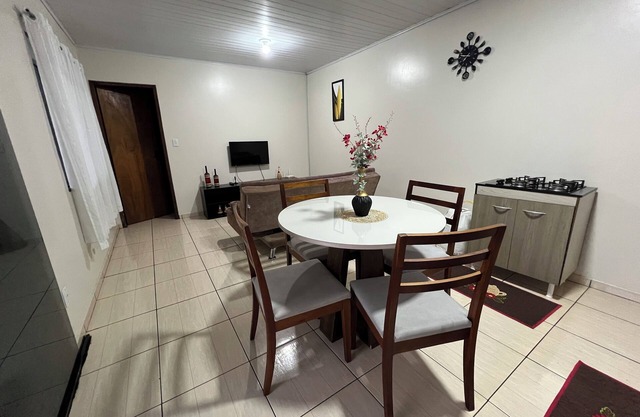 Locks Inn, Cascavel, Paraná - 02