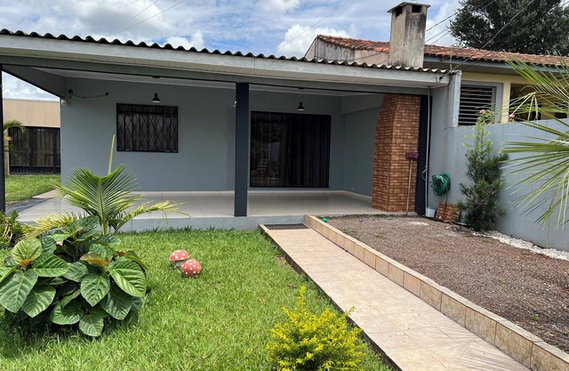 Locks Inn, Cascavel, Paraná - 01