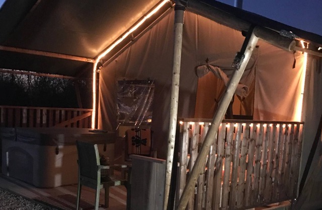 Lodge Hill view - Safari Lodge at The Chilterns View