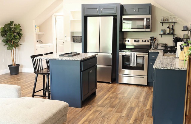 Loft apartment in historic house within walking distance of downtown.