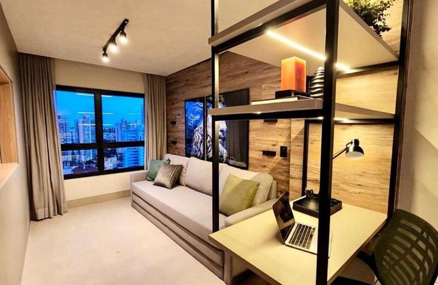 Loft de Luxo c/Home Office ao lado Shopping CG.