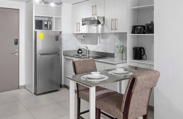 Loft Ifreses Curridabat con cama King Size y A/C