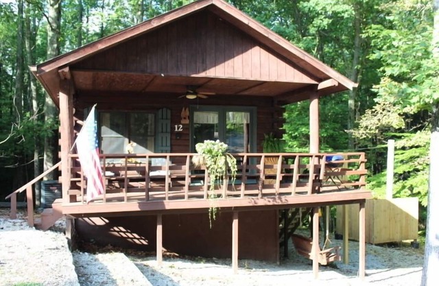 Log Cabin 12 with Hot Tub at Osborn Boat Ramp on Patoka Lake