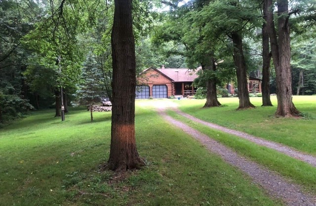 LOG CABIN IN ZEN FOREST
