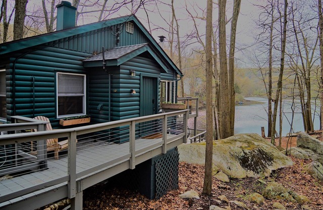 Log Cabin On A Lake With Private Dock & Beach! One Hour from NYC! No Pet Fees!
