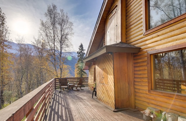 Log Cabin Rental in Eagle River: Pets Welcome!