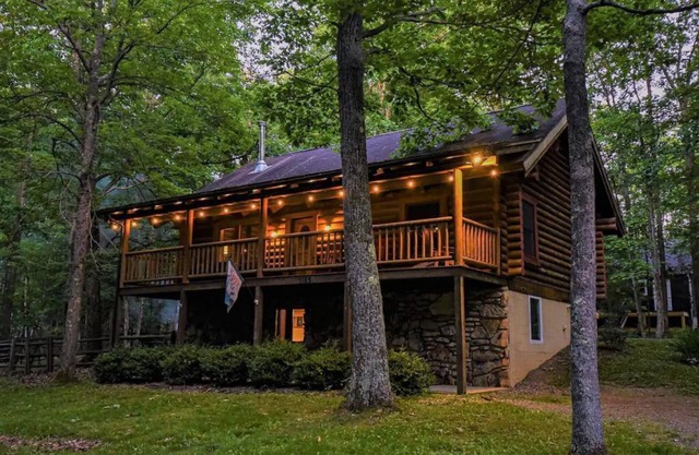Log Cabin Retreat w/Hot Tub, Game Room, Fire Pit