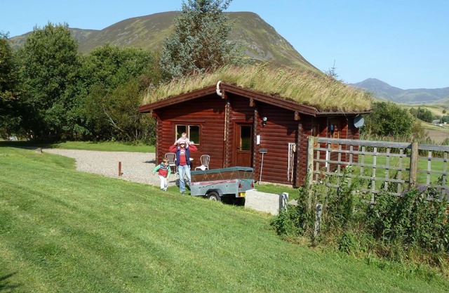 Log Cabin with Hot Tub for 2 | In the Cairngorm National Park | Accepts Dogs