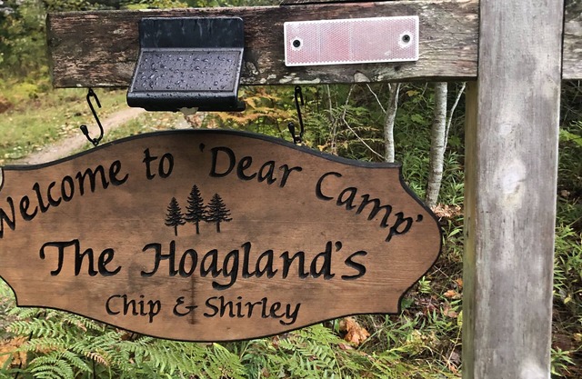 Log cabin, walking distance from Funistrada, LaBecasse, Laker Shakes & Glen Lake