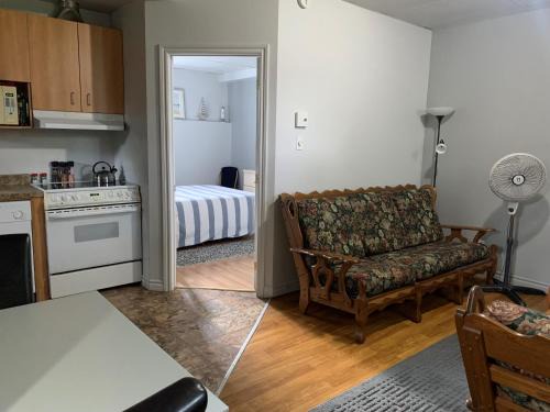 logement 3 ,5 entièrement privé