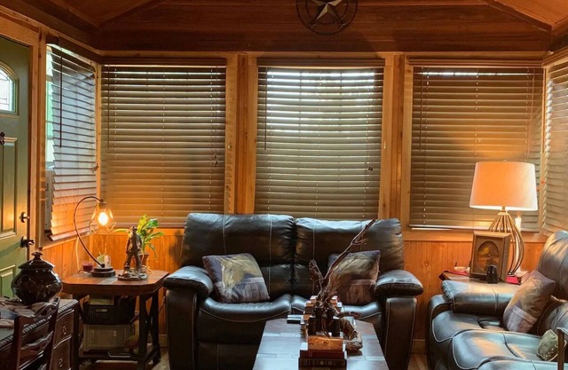 LoneStar Cabin @ HomeAway Ranch