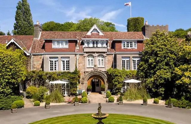 Longueville Manor