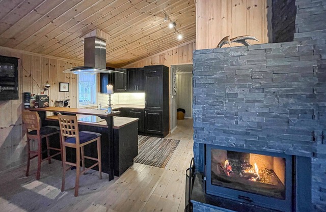 Look forward to a relaxing and active holiday in this beautiful wooden house.