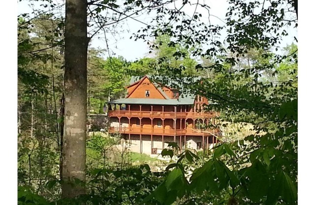Look-Out Lodge on Lake Cumberland