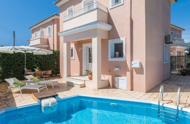 Lorenzo Villas - 2 Bedroom Villa with private pool