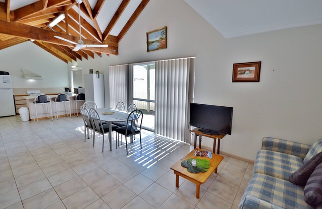 Lorraine's Place - Kalbarri, WA