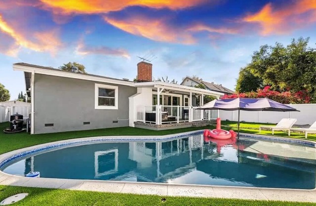 Love & LuxuryHeart Shaped Pool Paradise