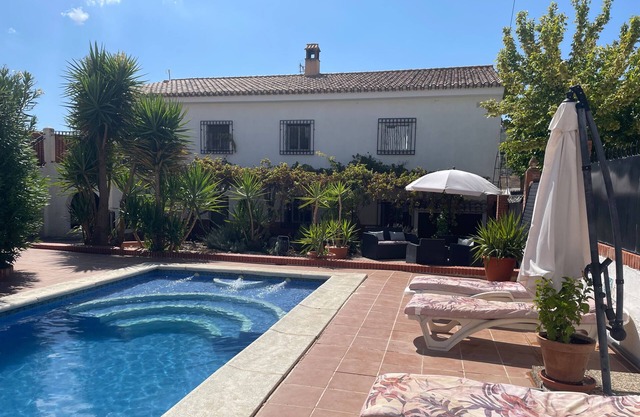 Lovely 10-Bed Villa with Private Pool & Garden